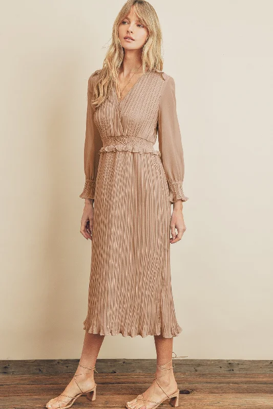 Huge Markdowns Esmae Pleated Midi Dress in Mocha