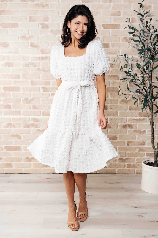 Vintage Retro Party Wear On Cloud Nine Bubble Midi Dress