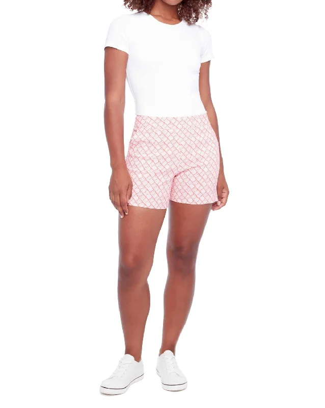 Hot Picks Lisa Short In Coral Trellis Print