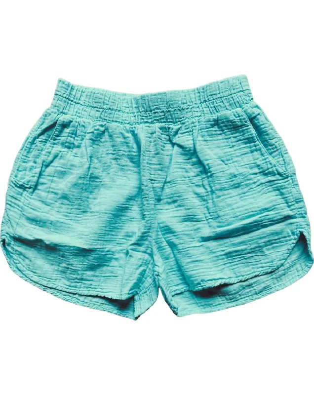 Fashion-Forward Gauzy Pocket Short In Mint