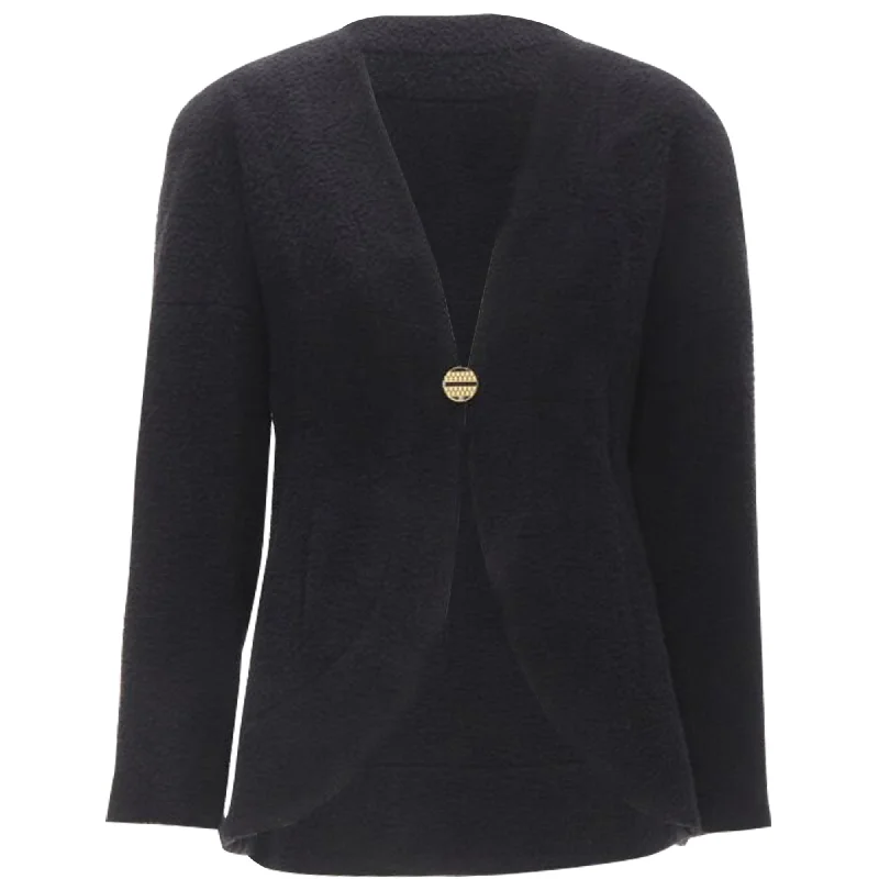 Luxury Style Chanel wool boucle round shoulder on jacket